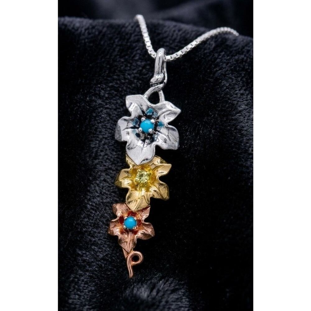 Lenox Dogwood Flowers 925 Silver Tri-Tone Gold Silver Copper Necklace R24 - Picture 2 of 6